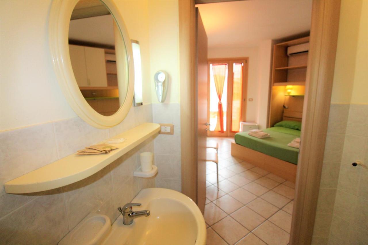 B&B Scoglio Di Pirro Climatizzato A 150 M Dalle Spiagge Salentine Torre San Giovanni Ugento Kültér fotó